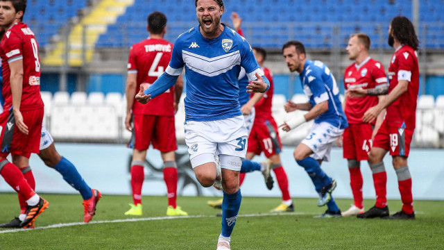 Sport Calcio Serie B Stadio Mario Rigamonti Brescia Spal nella foto Birkir Bjarnason esulta dopo il gol 1/05/2021 nicoli@newreporter