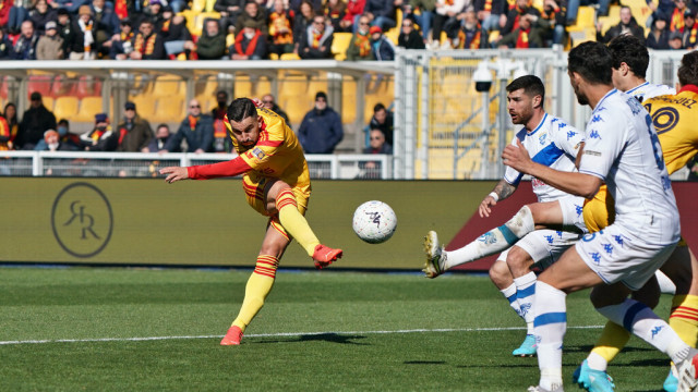 Photo LiveMedia/Emmanuele Mastrodonato
Lecce, Italy, March 12, 2022, Italian soccer Serie B match
US Lecce vs Brescia Calcio
Image shows:
Massimo Coda (US Lecce)
LiveMedia - World Copyright