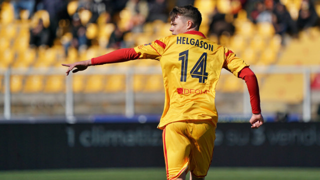 Photo LiveMedia/Emmanuele Mastrodonato
Lecce, Italy, March 12, 2022, Italian soccer Serie B match
US Lecce vs Brescia Calcio
Image shows:
Thórir Jóhann Helgason (US Lecce)
LiveMedia - World Copyright