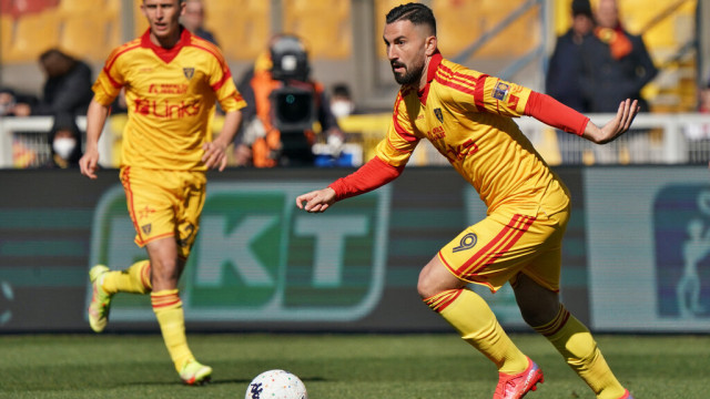Photo LiveMedia/Emmanuele Mastrodonato
Lecce, Italy, March 12, 2022, Italian soccer Serie B match
US Lecce vs Brescia Calcio
Image shows:
Massimo Coda (US Lecce)
LiveMedia - World Copyright