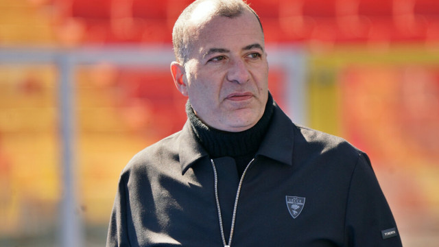 Photo LiveMedia/Emmanuele Mastrodonato
Lecce, Italy, March 12, 2022, Italian soccer Serie B match
US Lecce vs Brescia Calcio
Image shows:
president Sticchi Damiani (US Lecce)
LiveMedia - World Copyright