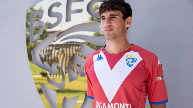 Andrea Cistana maglia 22/23 - foto da Brescia calcio Andrea Cistana maglia 22/23 - foto da Brescia calcio