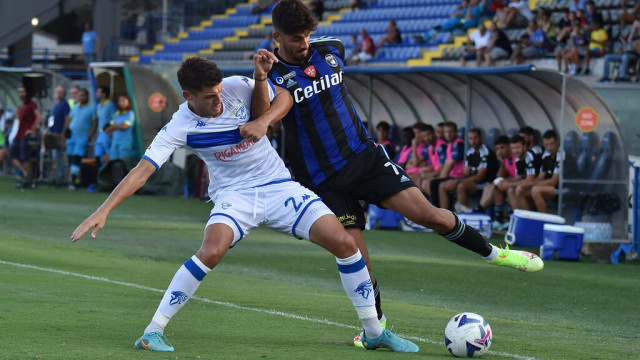 Photo LiveMedia/Gabriele Masotti
Pisa, Italy, August 06, 2022, Italian football Coppa Italia match
AC Pisa vs Brescia Calcio
Image shows:
Fran Karacic (Brescia) and Roko Jureskin (Pisa) fight for the ball
LiveMedia - World Copyright