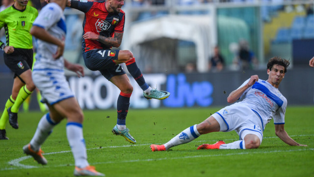 Photo LiveMedia/Danilo Vigo
Genoa, Italy, October 29, 2022, Italian soccer Serie B match
Genoa CFC vs Brescia Calcio
Image shows:
Filip Wojciech Jagiello (Genoa) goal 1-0
LiveMedia - World Copyright