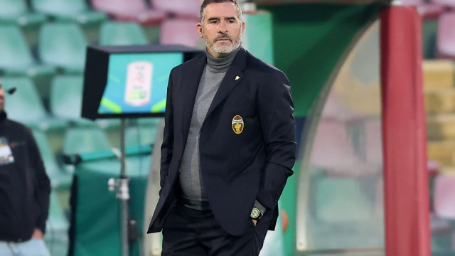 Photo LiveMedia/Luca Marchetti
Terni, Italy, November 12, 2022, Italian soccer Serie B match
Ternana Calcio vs Brescia Calcio
Image shows:
the coach Cristiano Lucarelli (Ternana)
LiveMedia - World Copyright