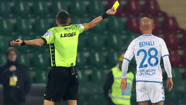 Photo LiveMedia/Luca Marchetti
Terni, Italy, November 12, 2022, Italian soccer Serie B match
Ternana Calcio vs Brescia Calcio
Image shows:
admonition Ahmad Benali (Brescia)
LiveMedia - World Copyright
