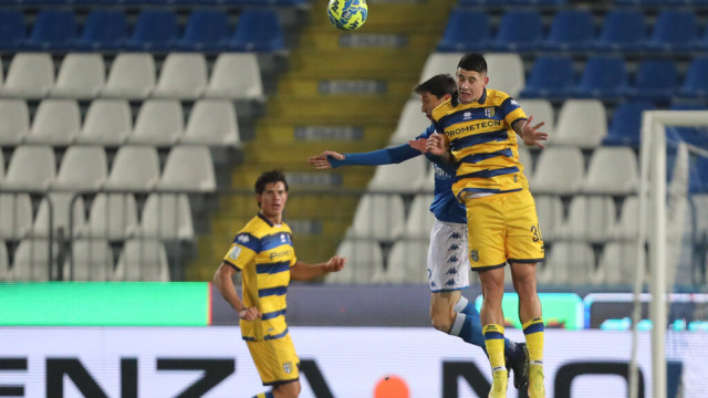 Photo LiveMedia/Luca Amedeo Bizzarri
Brescia, Italy, December 12, 2022, Italian soccer Serie B match
Brescia Calcio vs Parma Calcio
Image shows:
LAUTARO VALENTI (PARMA)
LiveMedia - World Copyright