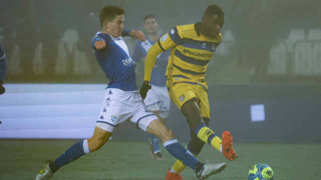 Photo LiveMedia/Luca Amedeo Bizzarri
Brescia, Italy, December 12, 2022, Italian soccer Serie B match
Brescia Calcio vs Parma Calcio
Image shows:
YOAN BONNY (PARMA) SCORES A GOAL
LiveMedia - World Copyright