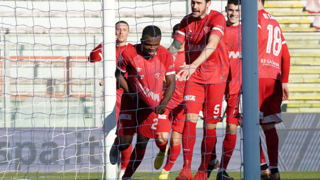 Photo LiveMedia/Loris Cerquiglini
Perugia, Italy, February 04, 2023, Italian soccer Serie B match
AC Perugia vs Brescia Calcio
Image shows:
kouan oulai christian “k. oulai” (n.28 perugia calcio)
 rejoices 3-0
LiveMedia - World Copyright