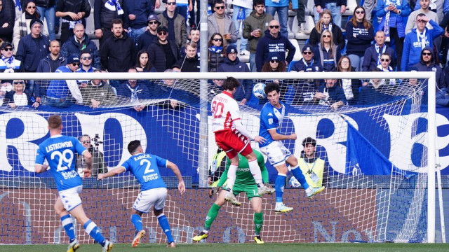 Photo LiveMedia/Luca Rossini
Brescia, Italy, February 25, 2023, Italian soccer Serie B match
Brescia Calcio vs SSC Bari
Image shows:
Leonardo Benedetti (SSC Bari) Scores the goal
LiveMedia - World Copyright