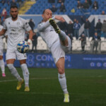 Andrea Masiello of FC Sudtirol Team during the Italian Serie B soccer championship match between Brescia Calcio and FC Sudtirol at Mario Rigamonti Stadium on February 23, 2025, Brixia, Italy.