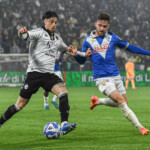 Salvatore Elia (Spezia) hampered by Niccolo' Corrado (Brescia) during Spezia Calcio vs Brescia Calcio, Italian soccer Serie B match in La Spezia, Italy, March 28 2025