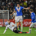 Adam Nagy (Spezia) fights for the ball against Gennaro Borrelli (Brescia) during Spezia Calcio vs Brescia Calcio, Italian soccer Serie B match in La Spezia, Italy, March 28 2025