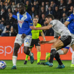 Patrick Amoako Nuamah (Brescia) hampered by Petko Rosenov Hristov (Spezia) during Spezia Calcio vs Brescia Calcio, Italian soccer Serie B match in La Spezia, Italy, March 28 2025