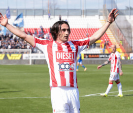 Armand Rada of L.R. Vicenza celebrates after scoring goal in the 48th minute for 1-1 during the match of 6th day of the Serie A Championship between L.R. Vicenza vs Union Brescia at the Romeo Menti Stadium on 29 March 2026 in Vicenza, VI.