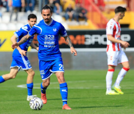Luigi Silvestri of Union Brescia runs with the ball during the match of 6th day of the Serie A Championship between L.R. Vicenza vs Union Brescia at the Romeo Menti Stadium on 29 March 2026 in Vicenza, VI.